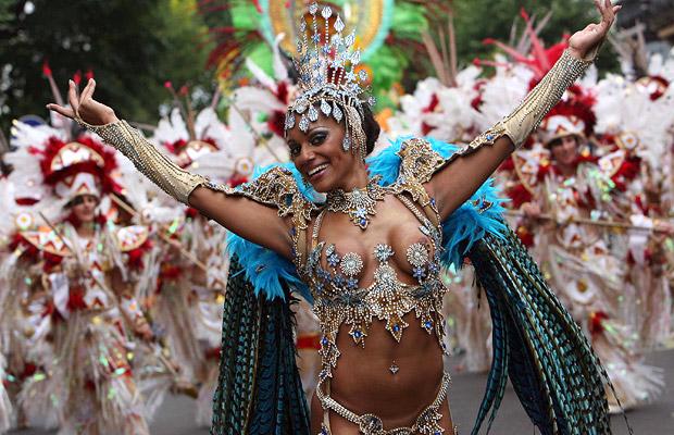 Carnaval de Londres 2012- Carnaval de Notting Hill - https://www.blogdesfestivals.com